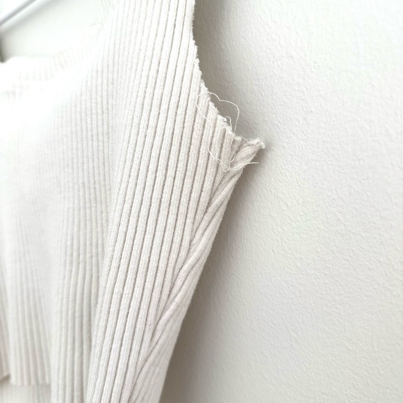 Mimosa Top - M - Off White Ruffle Pattern - Picture 5 of 7